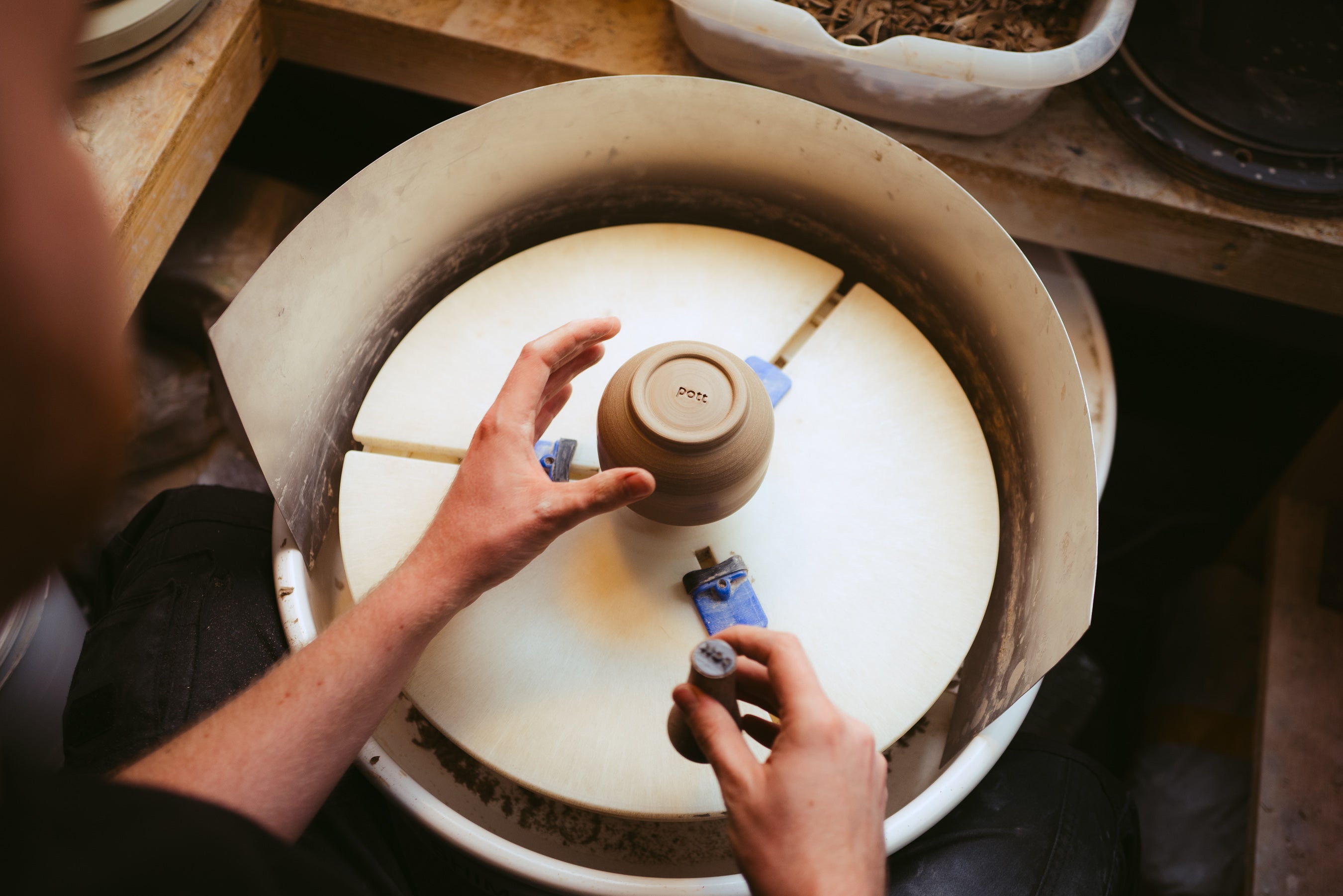 Handbuilding Töpferkurse im Karli Café - April
