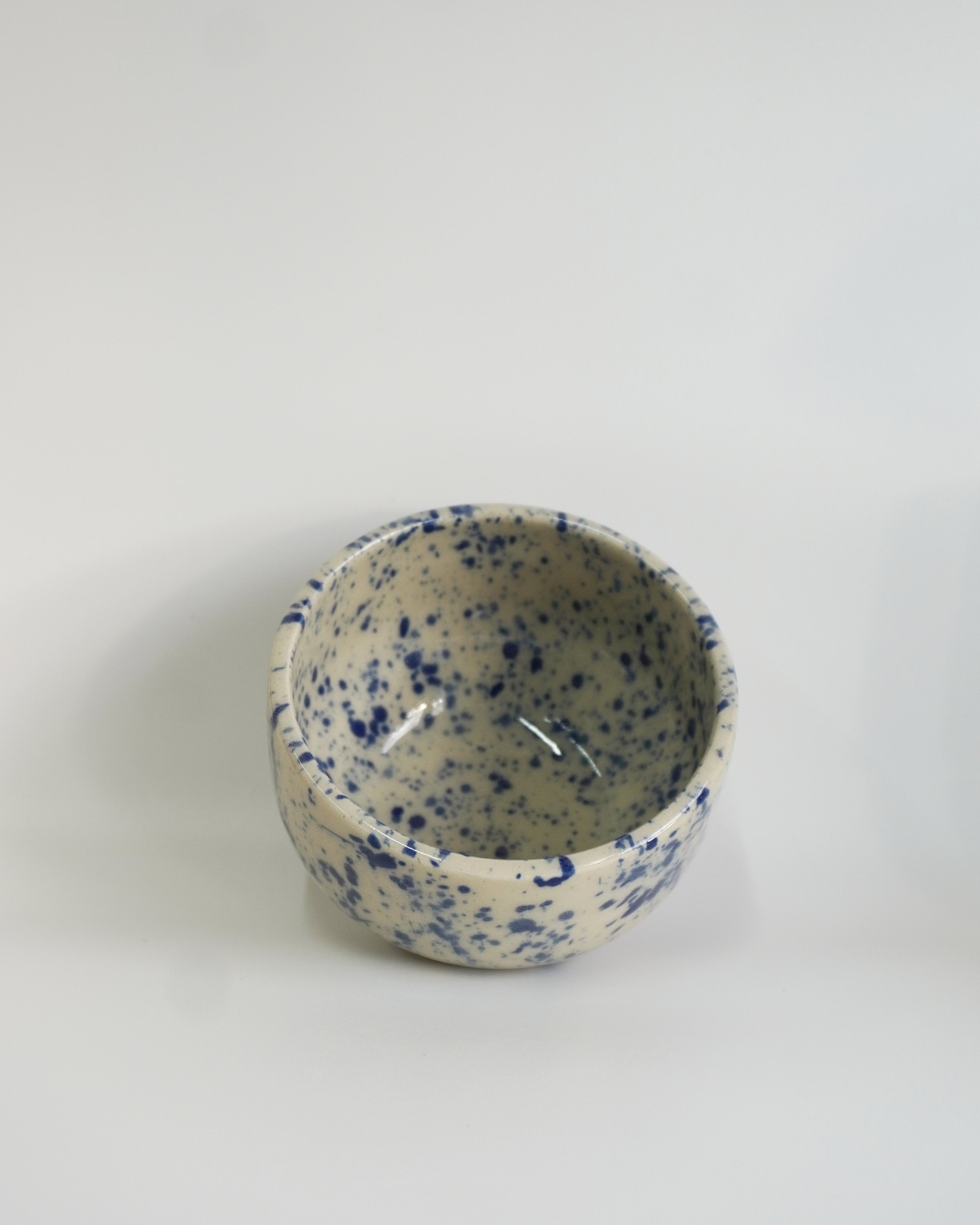 KAFFEEBECHER - ROUNDED CUP - SPECKLED BLUE