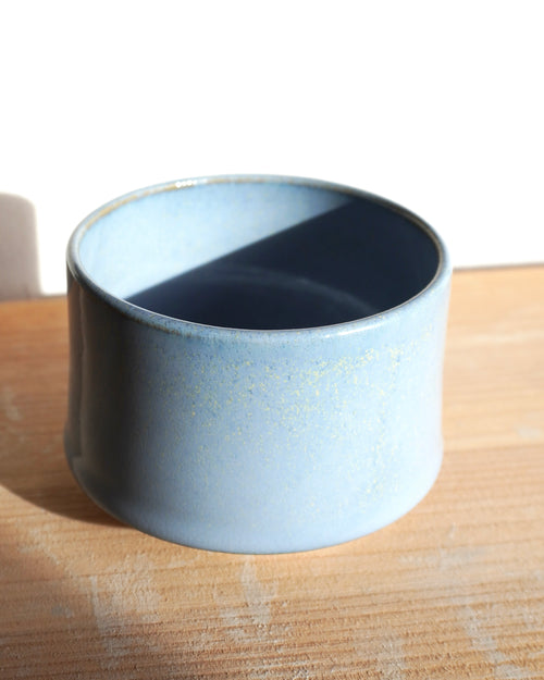 KAFFEEBECHER - CURVED CUP - LIGHT BLUE
