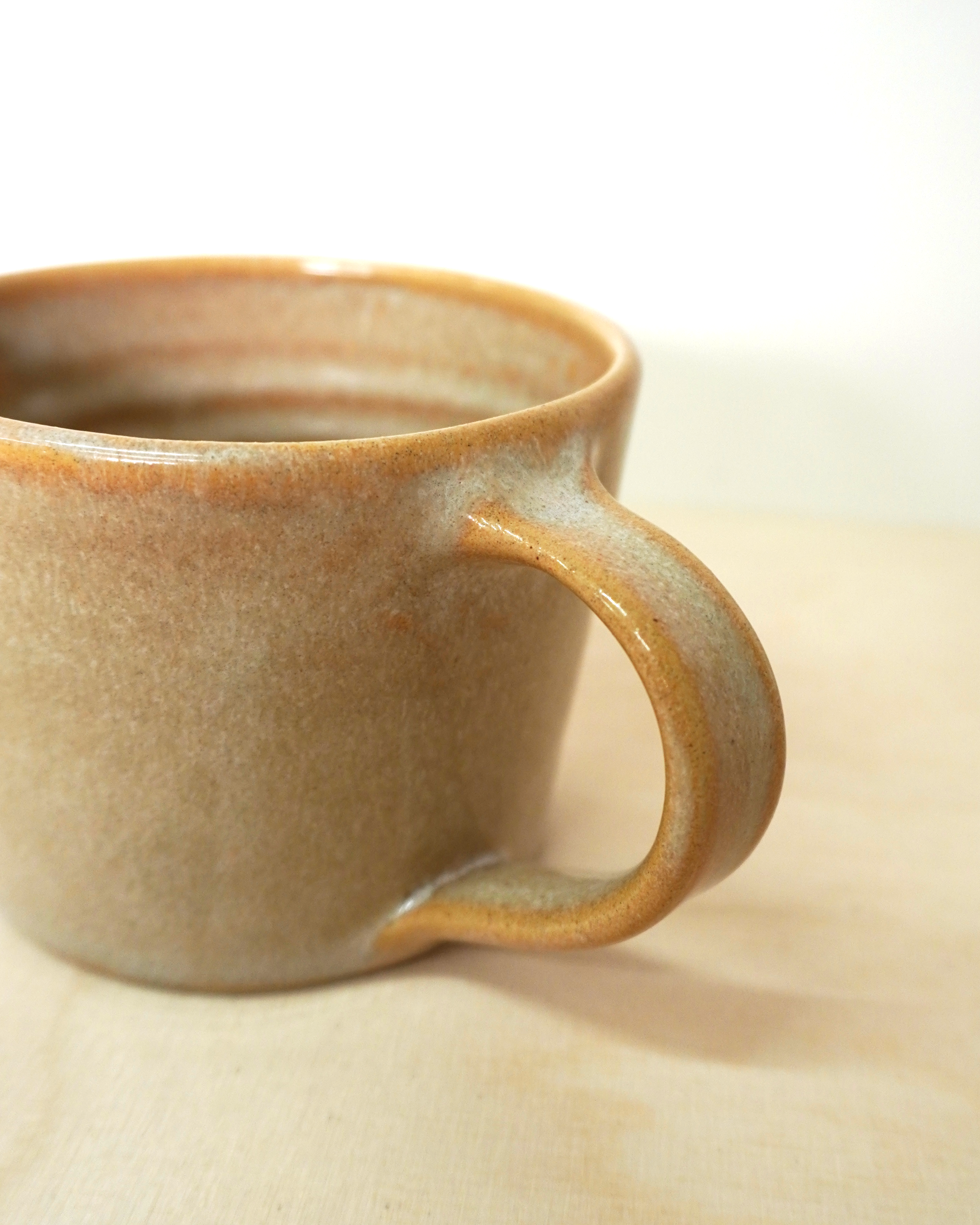 KAFFEETASSE - TAPERED MUG - DUNE
