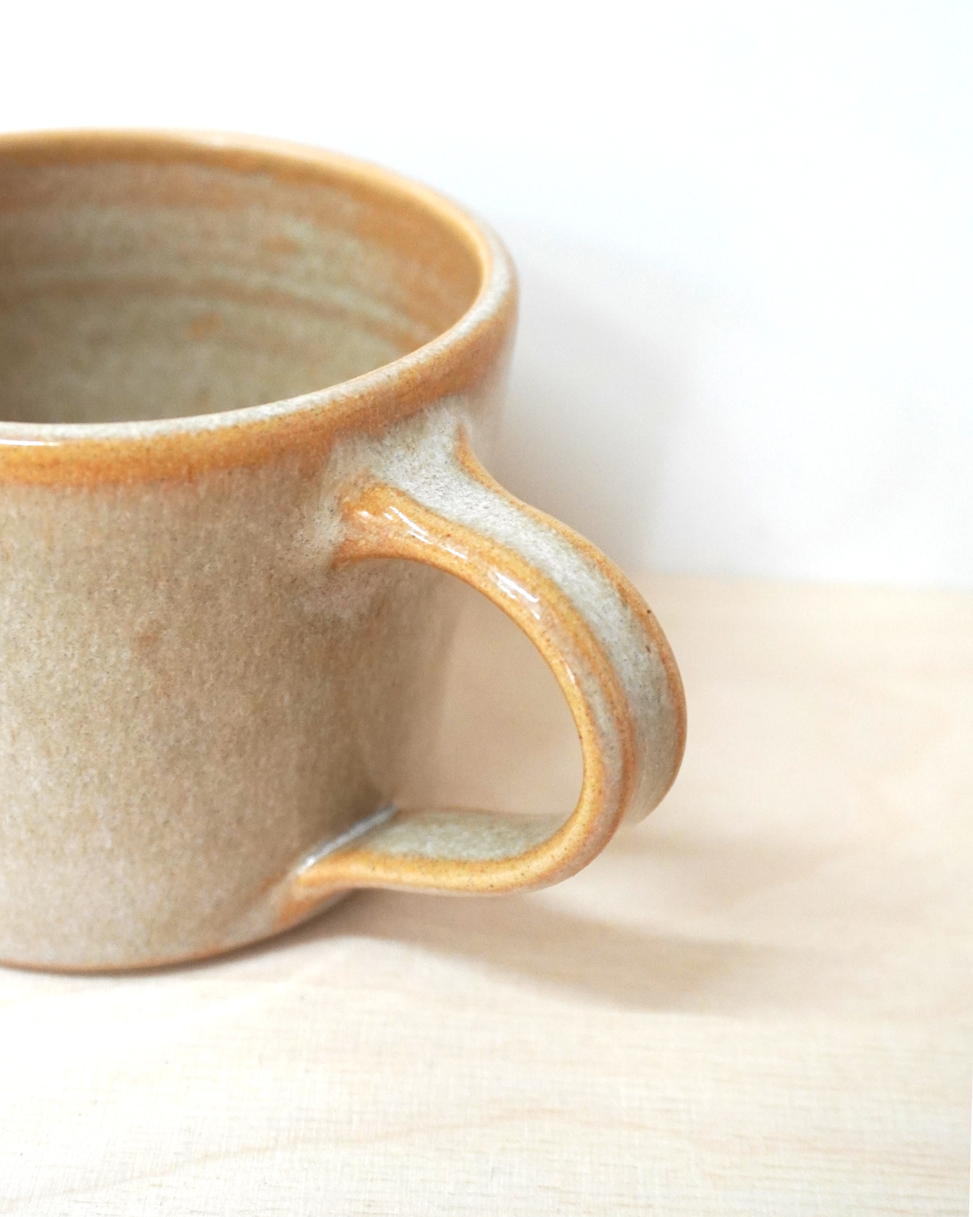 KAFFEETASSE - TAPERED MUG - DUNE